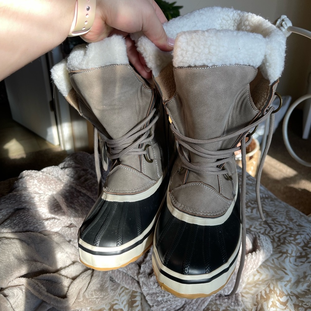 Falls Creek 🍃 winter boots